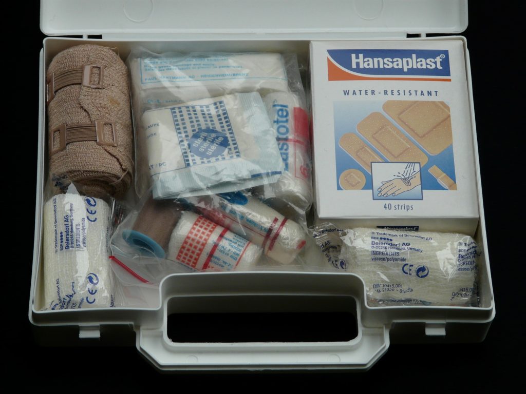 earthquake emergency kit 